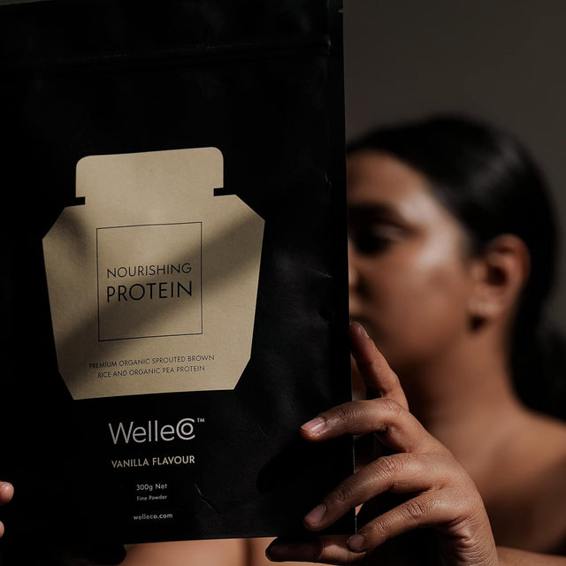 Welleco, Nourishing Protein, Premium Organic Sprouted Brown Rice & Pea Protein, Vanilla Flavour, 300G (10.5Oz) Pouch