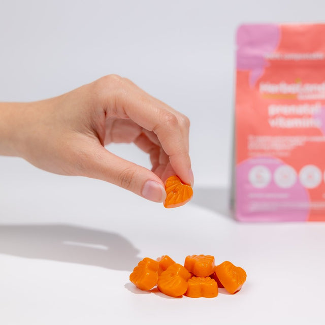 Herbaland - Prenatal Gummies - Vegan Multivitamin Supplement for Mothers before and during Pregnancy, Mango Peach Flavor