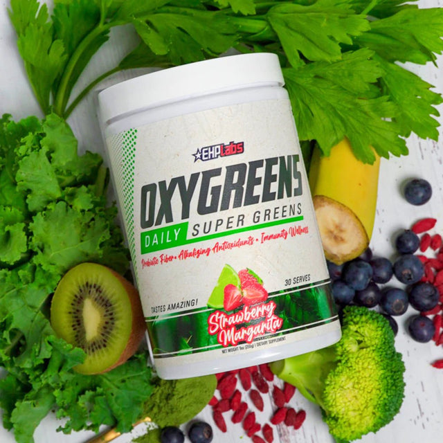 Ehplabs Oxygreens Super Greens Powder - Spirulina & Chlorella Superfood, Green Juice Powder & Greens Supplements with Prebiotic Fibre, Antioxidants & Immunity Support, 30 Serves (Forest Berries)