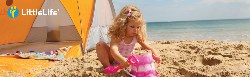 LittleLife Family First Aid Kit, Ideal for Home and Family Holidays to Treat Joint Injuries
