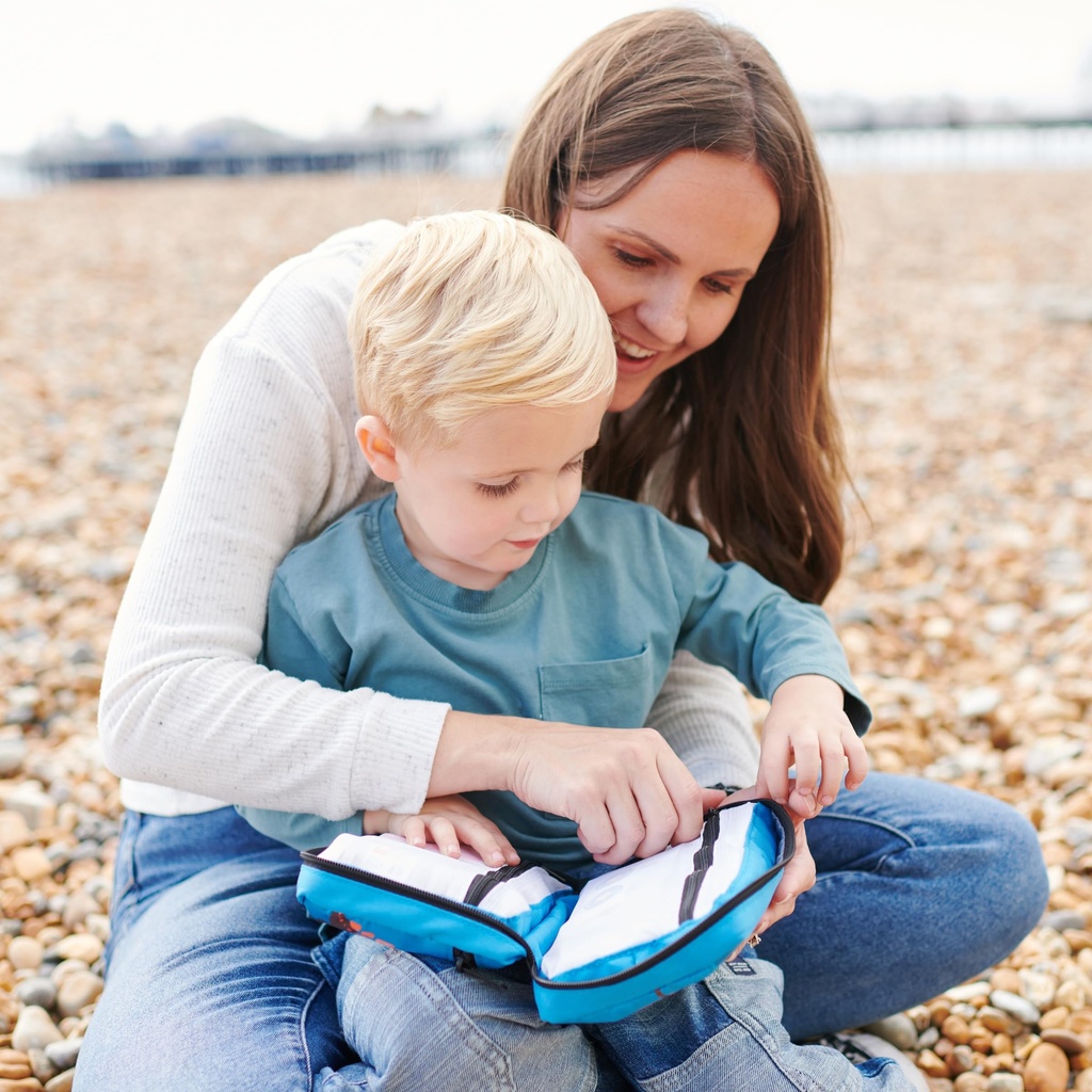 littlelife-family-first-aid-kit-ideal-fo-81YmOhiuxdL.jpg