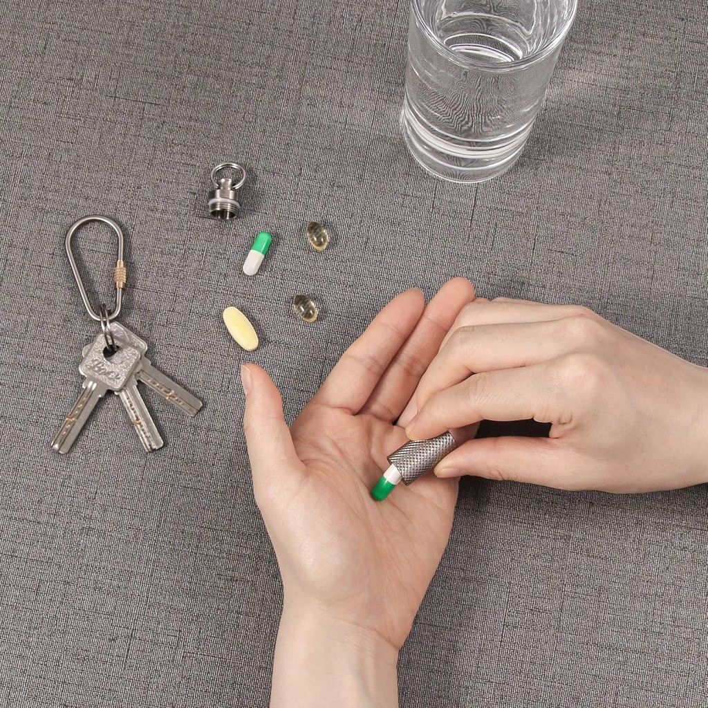 titanium-waterproof-keychain-pill-holder-5.jpg