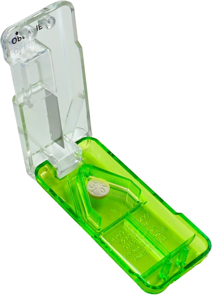 EZY DOSE Pillet Cutter et Splitter avec distributeur, utilisation quotidienne, pilules coupées en toute sécurité, vitamines, comprimés en moitié ou en quarts, coupe précise et facile, lame en acier inoxydable, voyagez sized, vert, sans BPA