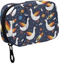 Fustylead Oies mignons volant avec des étoiles Planètes Rockets Travel Pill Organizer Bag with Zipper Small Pill Box 7 Day Pill Case for Purse Storage Weekly Vitamine Medicine Supplement