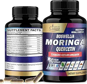Feuille de la Cadane Moringa bio avec curcuma, boswellia, quercetin, ceylan cannelle, basilic, gingembre et poivre noir - Suppléments 8in1 - 90 Capsules de légumes pour 3 mois d'approvisionnement