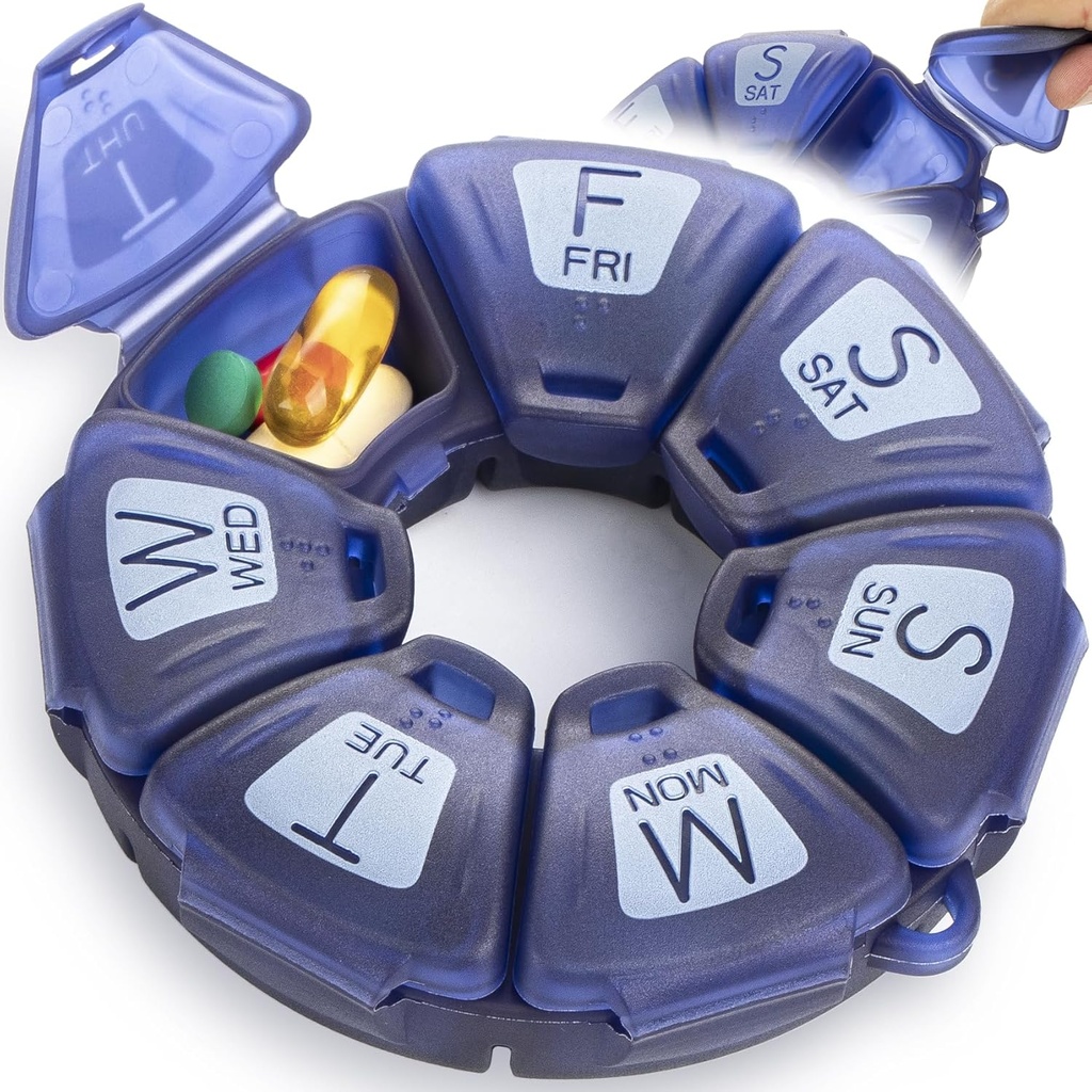 Round Weekly Pill Organizer, TPU caoutchouté, conteneur de pilules de voyage 7 jours, avec 7 grands compartiments, idéal pour les vitamines et suppléments quotidiens, coque de pilule mignonne avec grandes lettres et braille (bleu)